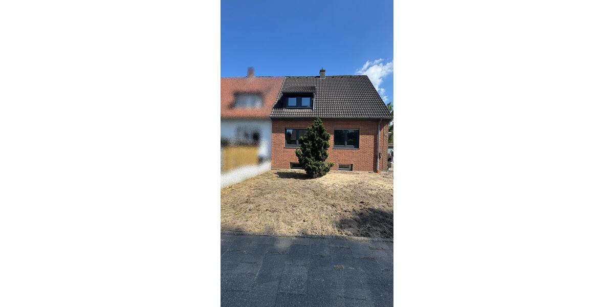 Doppelhaushälfte Lingen (Ems) - 4 Zimmer, 90 m&sup2;, 344.000&euro; | Angebot:27023981