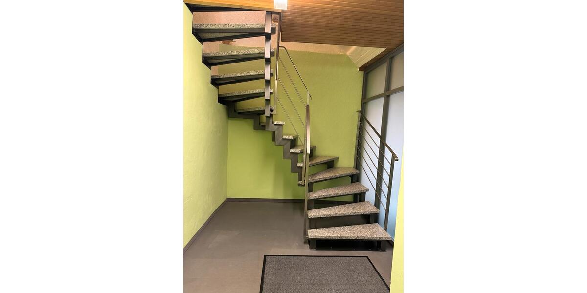 Mehrfamilienhaus, Wohnhaus Selb - 8 Zimmer, 268 m&sup2;, 169.000&euro; | Angebot:26988233
