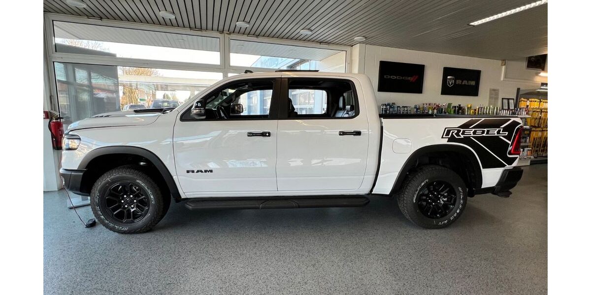 Dodge RAM 10.900 km 84.900 &euro; Sulingen 27232