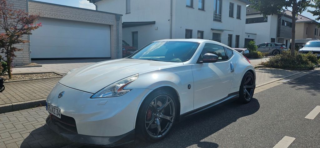 Nissan 370Z 149.821 km 28.999 € Krefeld 47829