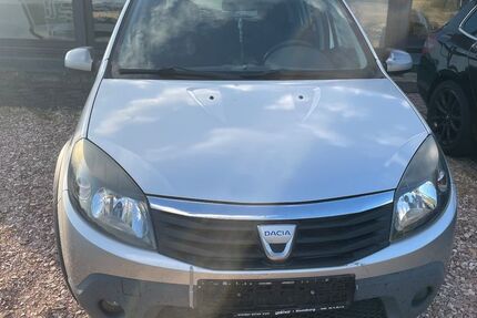 Dacia Sandero 81.515 km 3.333 &euro; Theley 66636