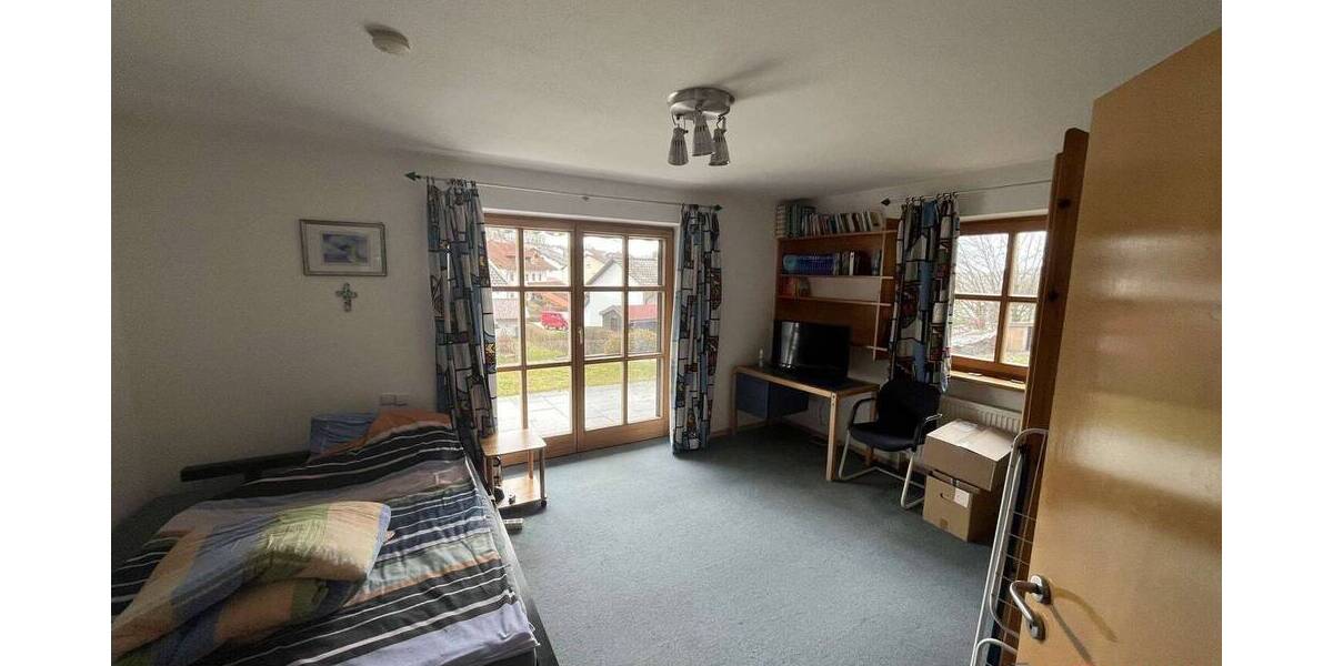 Etagenwohnung Regen - 3 Zimmer, 100 m&sup2;, 249.000&euro; | Angebot:26291124