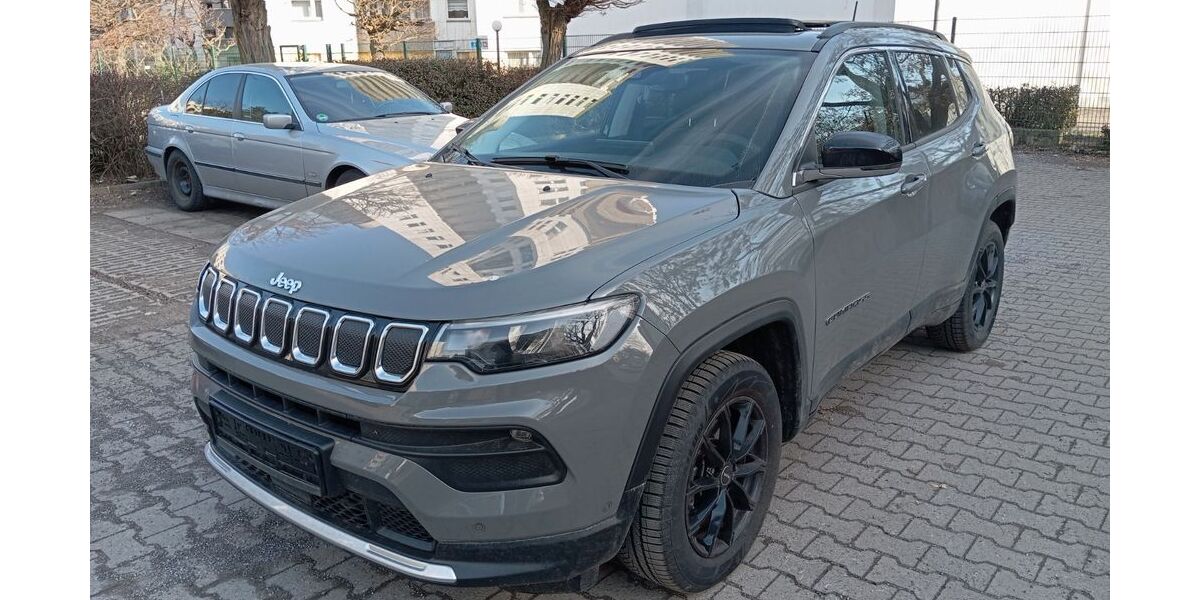 Jeep Compass 54.000 km 18.499 &euro; Mittenwalde 15749