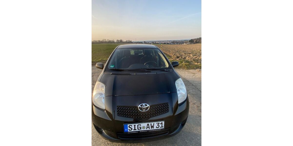 Toyota Yaris 164.500 km 2.599 &euro; Krauchenwies 72505
