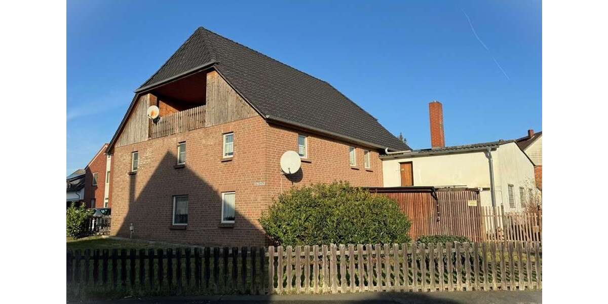 Einfamilienhaus Ilsede - 9 Zimmer, 274 m&sup2;, 1.800&euro; | Angebot:26874590