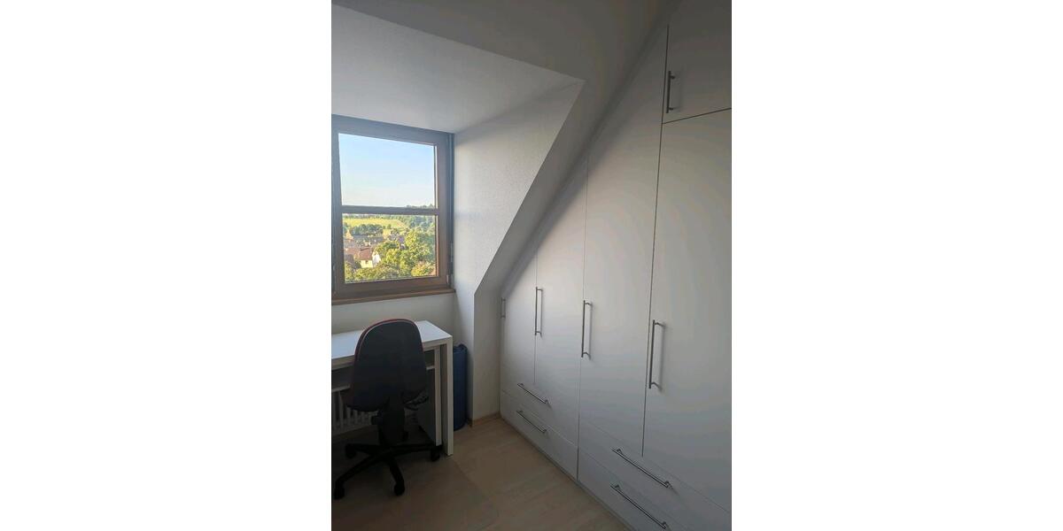 Dachgeschoßwohnung Jettingen - 3 Zimmer, 120 m&sup2;, 389.000&euro; | Angebot:24300540