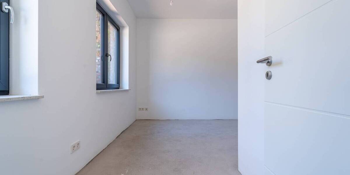 Mehrfamilienhaus, Wohnhaus Magdeburg / Stadtfeld West Stadtfeld West - 4 Zimmer, 150 m&sup2;, 1.800&euro; | Angebot:26334719