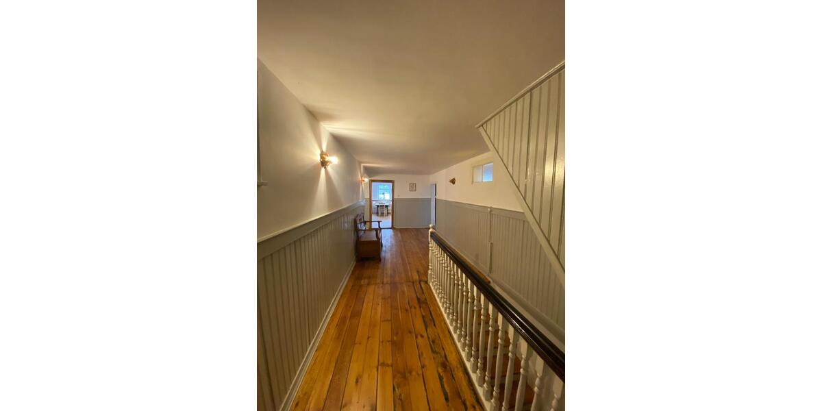 Etagenwohnung Baiersbronn - 5 Zimmer, 130 m&sup2;, 1.600&euro; | Angebot:26285284