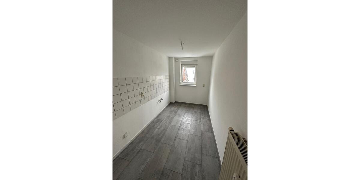 Etagenwohnung Döbeln - 3 Zimmer, 73 m&sup2;, 440&euro; | Angebot:26277580