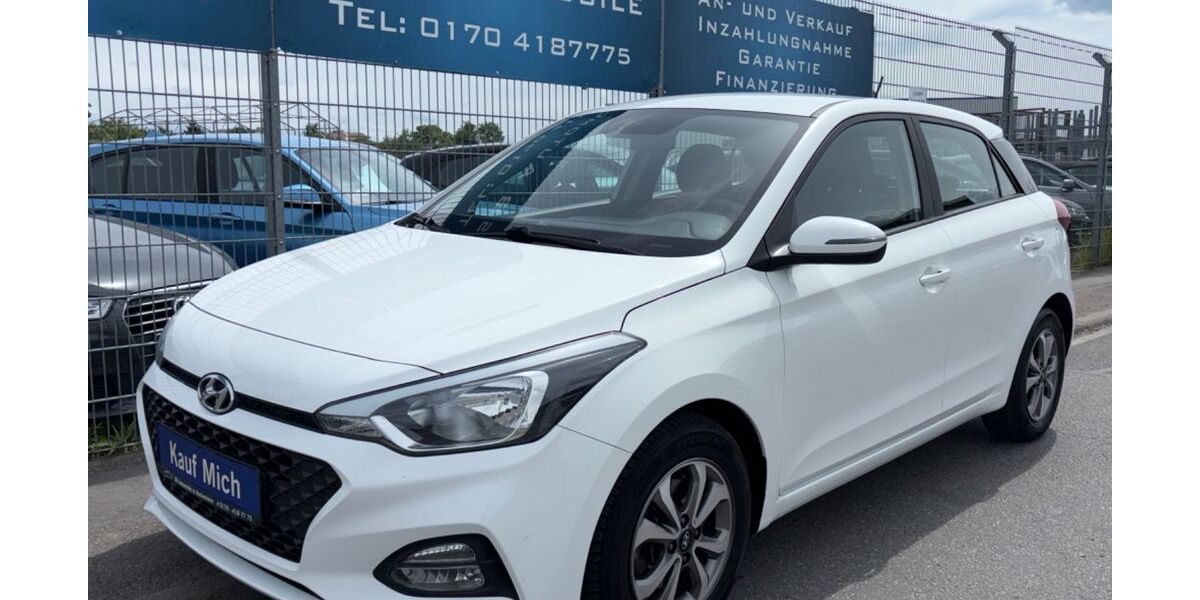Hyundai i20 92.000 km 10.490 &euro; Hockenheim 68766