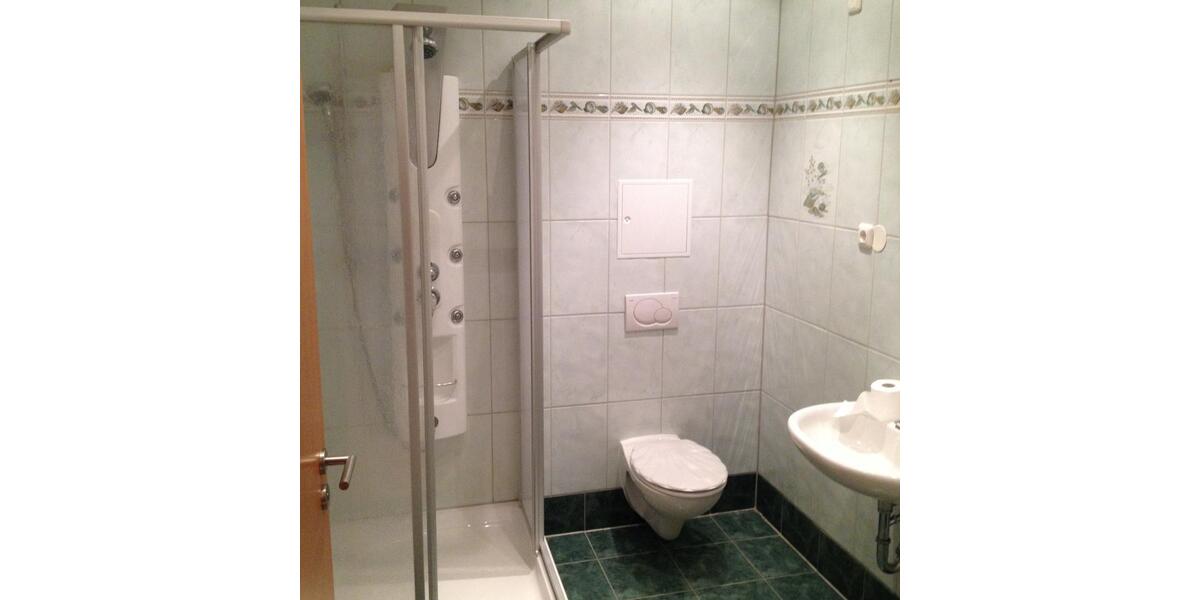 Erdgeschoßwohnung Bitterfeld-Wolfen Wolfen - 2 Zimmer, 49 m&sup2;, 72.000&euro; | Angebot:25757066