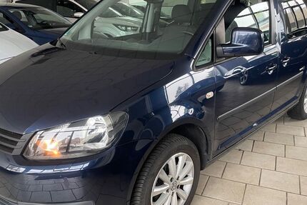 VW Caddy 206.000 km 6.650 &euro; Detmold 32756