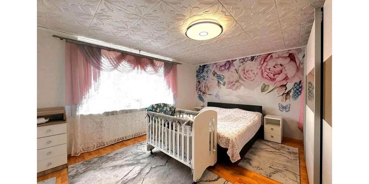 Etagenwohnung Lahr (Schwarzwald) - 4 Zimmer, 107 m&sup2;, 275.000&euro; | Angebot:27128138