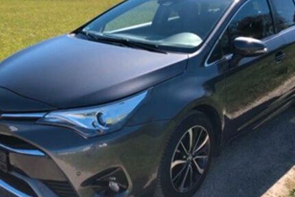 Toyota Avensis 139.000 km 14.700 &euro; Katlenburg-LIndau 37191