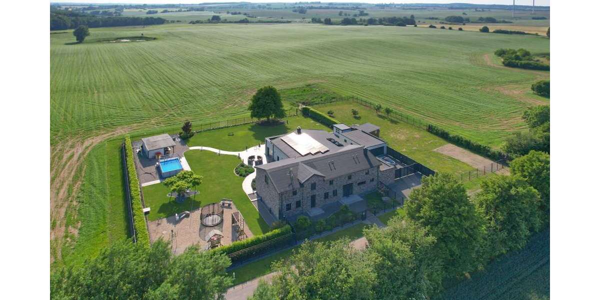 Haus zum Kaufen in Stäbelow 2.485.000 € 507 m² 7 zimmer