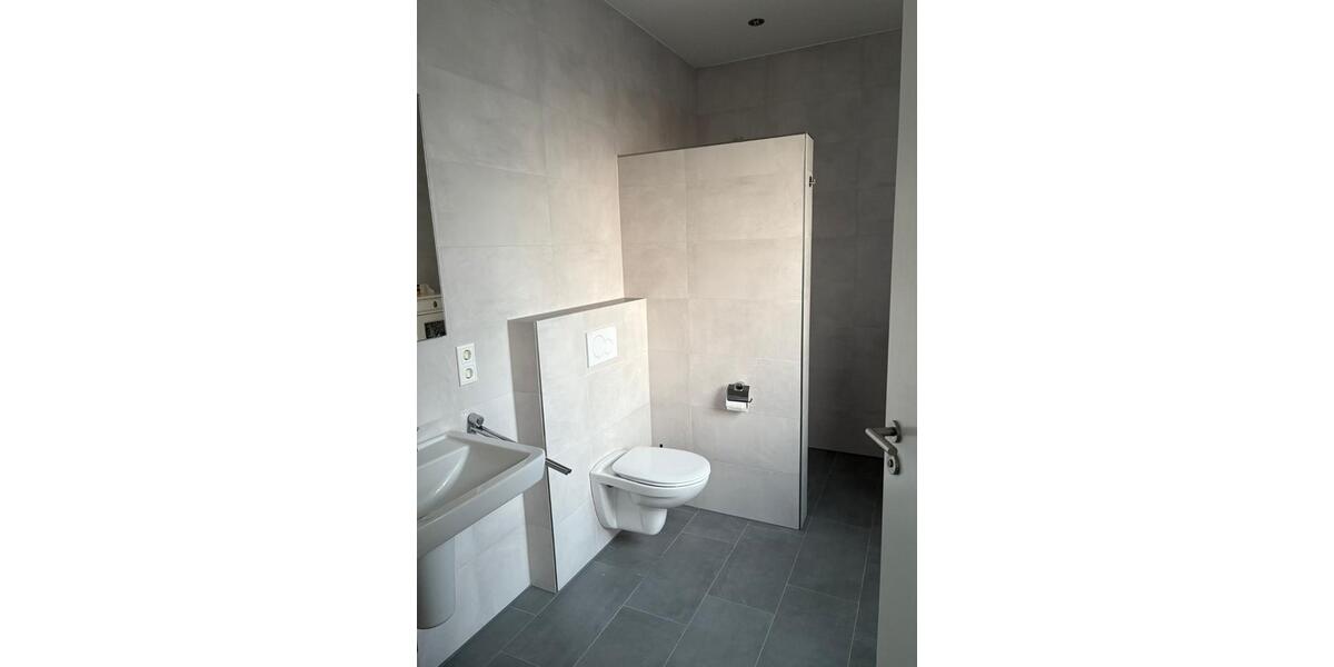 Einfamilienhaus Syke - 7 Zimmer, 214 m&sup2;, 1.980&euro; | Angebot:26072922