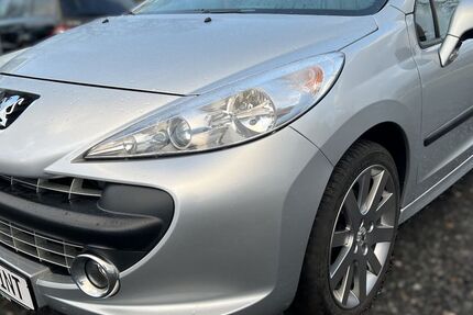 Peugeot 207 134.000 km 3.950 &euro; Zeven 27404