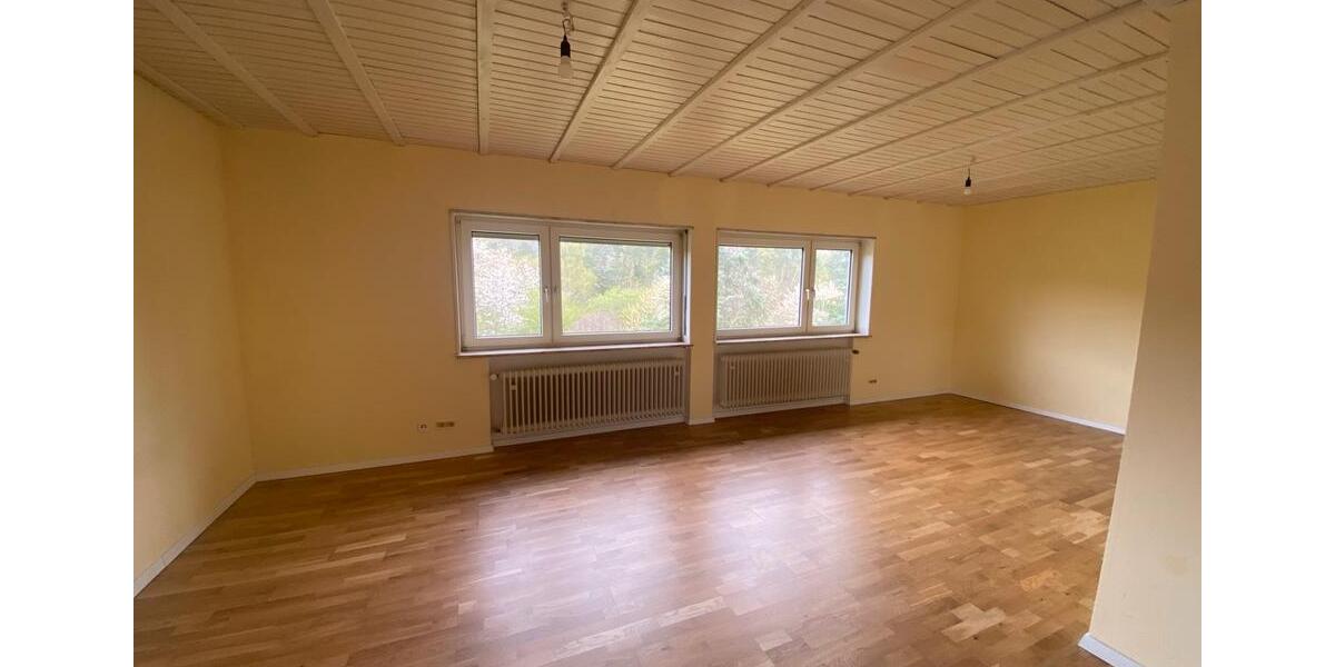 Einfamilienhaus Usingen - 8 Zimmer, 194 m&sup2;, 520.000&euro; | Angebot:27006058