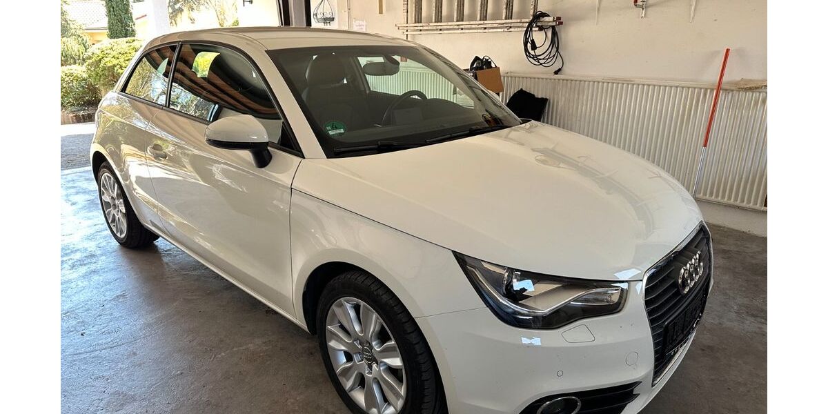 Audi A1 34.884 km 12.900 &euro; Villingen-Schwenningen 78052
