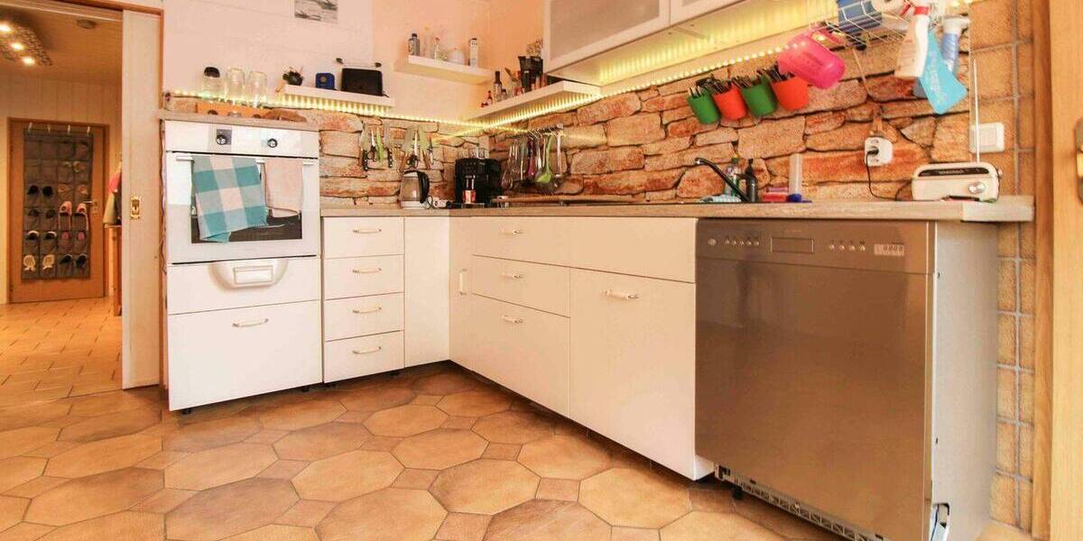 Einfamilienhaus Wilhermsdorf - 6 Zimmer, 235.000&euro; | Angebot:26276787