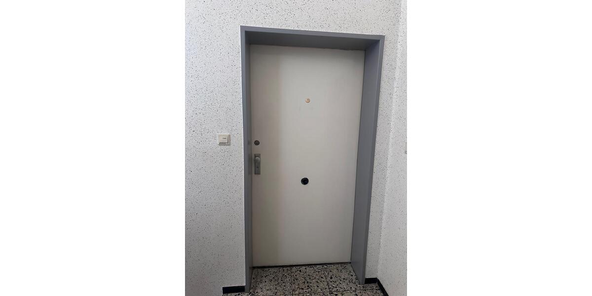 Licht. Lage. Lebensqualität – Wohnung mit Loggia & Aufzug 2 zimmer