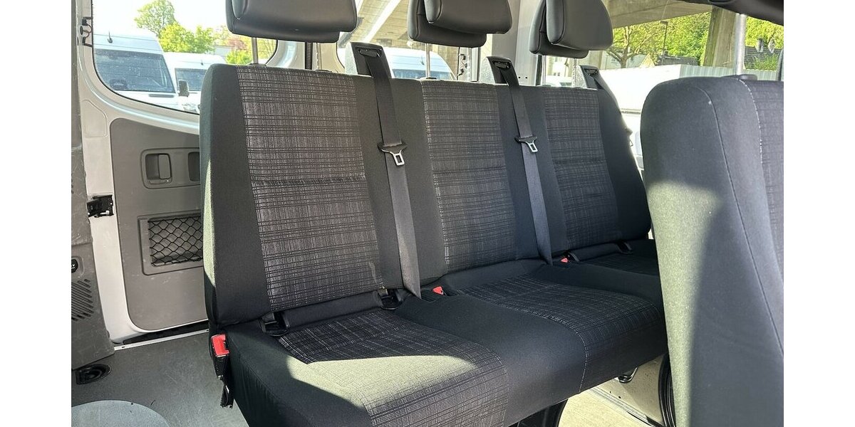 Mercedes-Benz Sprinter 316 CDI Tourer 2,2,2,3 mit 2,8 to AHK 250.794 km 24.871 &euro; Mainz 55122