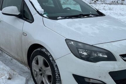 Opel Astra 208.000 km 2.590 &euro; Potsdam Mittelmark / Beelitz 14547