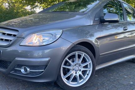 Mercedes-Benz B 180 110.243 km 8.500 &euro; Würselen 52146