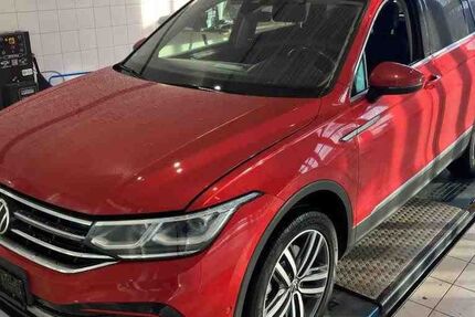VW Tiguan 106.270 km 28.980 &euro; Neumünster 24537