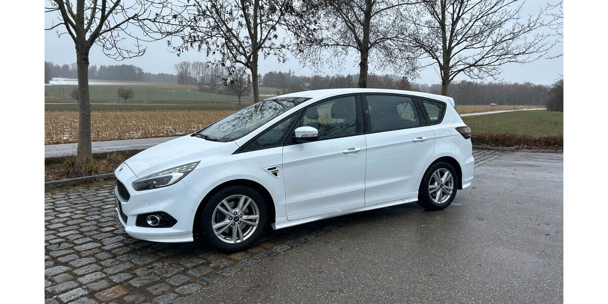 Ford S-Max 111.111 km 14.500 &euro; Gilching 82205