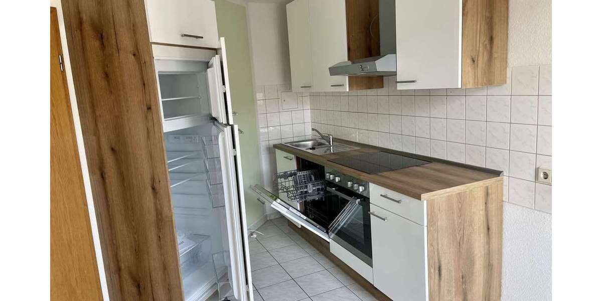 komplett möblierte 3-Zim-Wohnung mit Balkon - auch kurzfristige Mietzeit möglich 3 zimmer