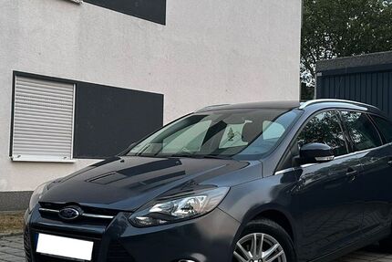 Ford Focus 148.000 km 4.800 &euro; Duisburg 47051