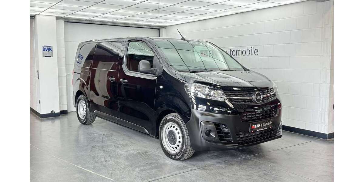 Opel Vivaro 9.900 km 23.960 &euro; Lich 35423