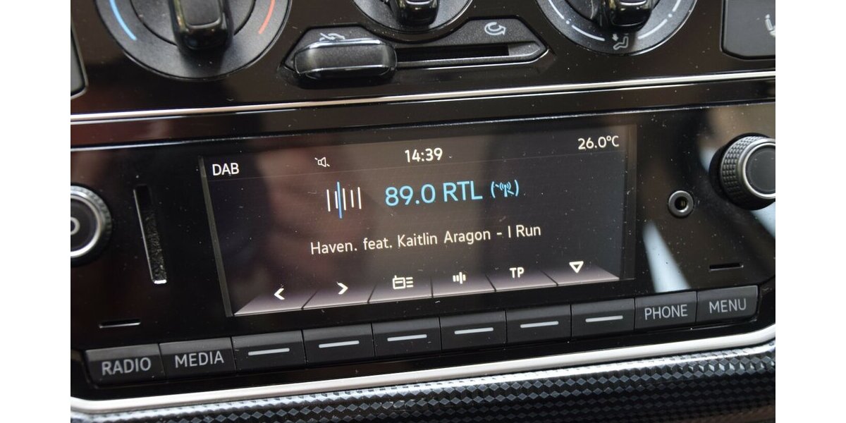 VW up! Move up Klima*maps & more*Sitzheizung + WR 80.000 km 9.480 &euro; Rastede 26160