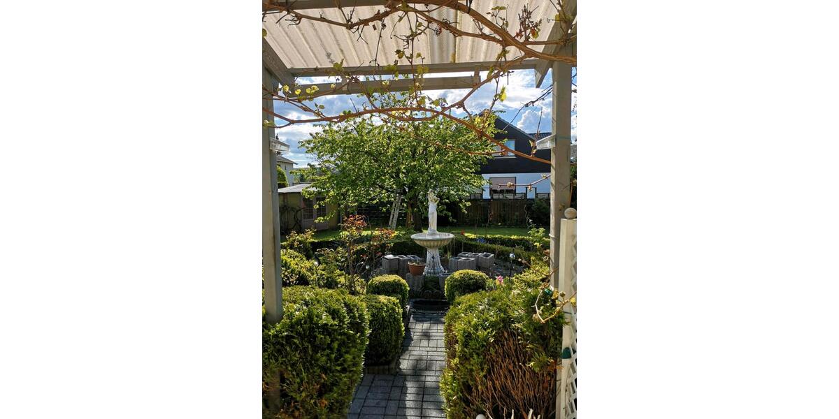 Einfamilienhaus Warburg - 7 Zimmer, 168 m&sup2;, 320.000&euro; | Angebot:26278421