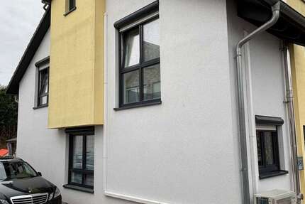 Haus zum Kaufen in Leutenbach 498.000 € 100 m² 5.5 zimmer