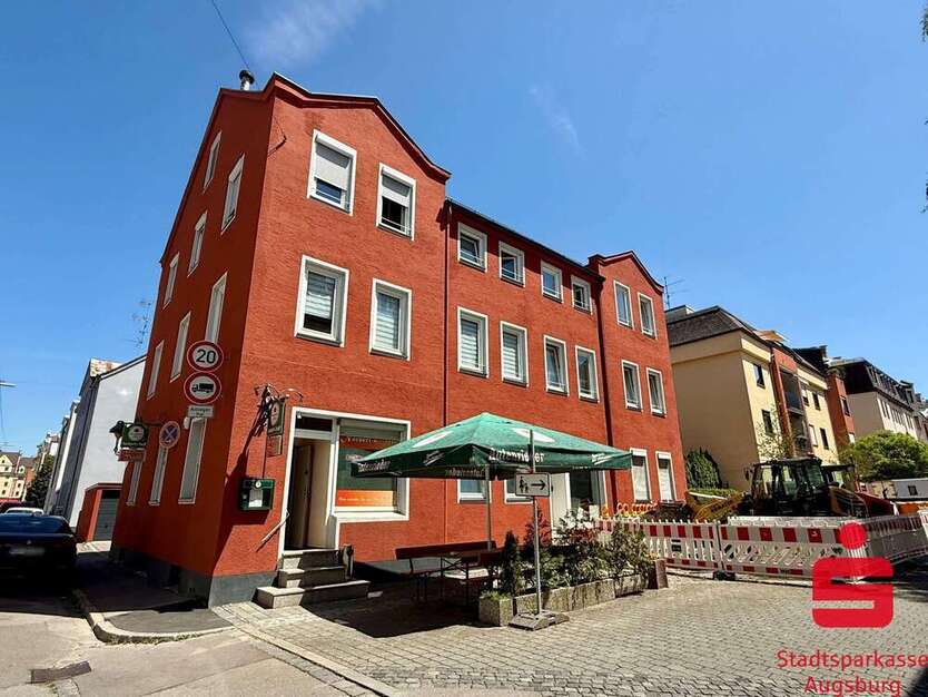Haus zum Kaufen in Augsburg 1.480.000 € 475 m²