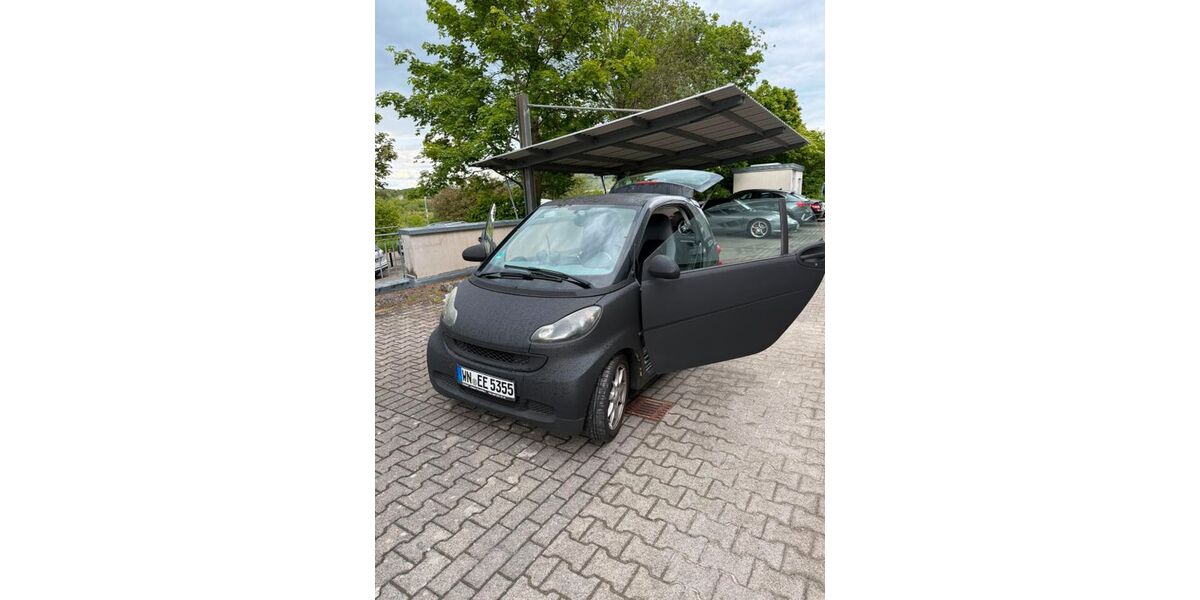 Smart ForTwo 155.000 km 2.299 &euro; Korb 71404