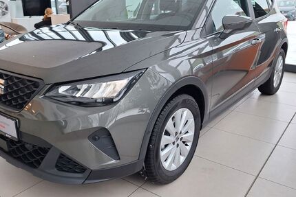 Seat Arona 1.100 km 24.600 &euro; Eggesin 17367