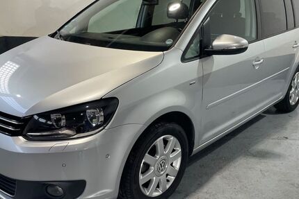 VW Touran 216.000 km 6.900 &euro; Neuwied 56567