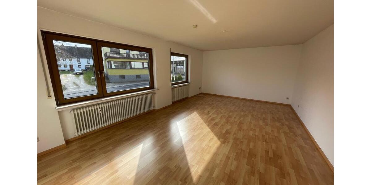 Hochparterre Morbach - 3 Zimmer, 108 m&sup2;, 650&euro; | Angebot:26409111