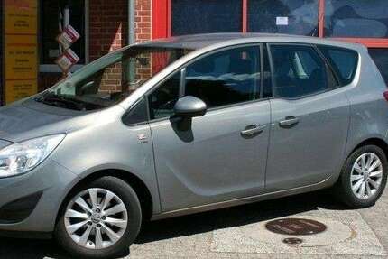 Opel Meriva 48.000 km 12.490 &euro; Celle 29221