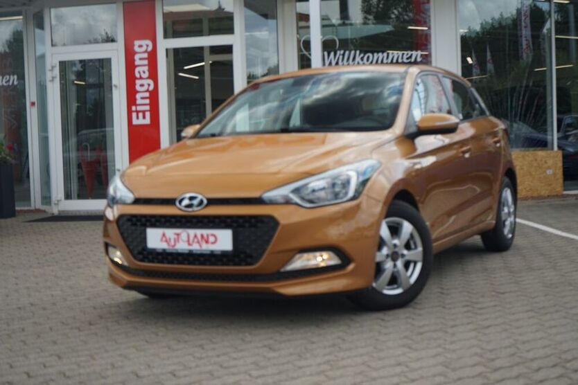 i20