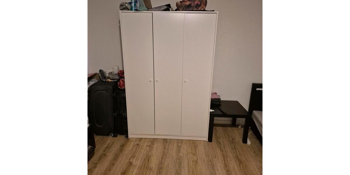 1 Zimmerwohung , 570€ Warm 1 zimmer