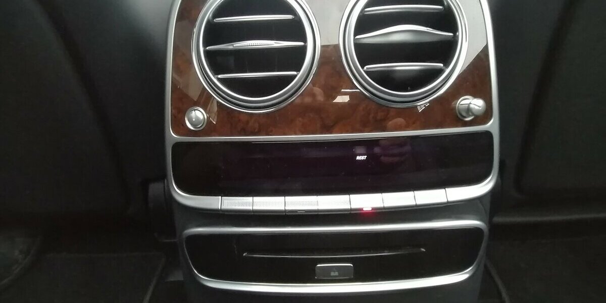 Mercedes-Benz S 600 S-Klasse Lim. Lang Exklusive-Chauffeur-360° 170.000 km 44.799 &euro; Landau 76829