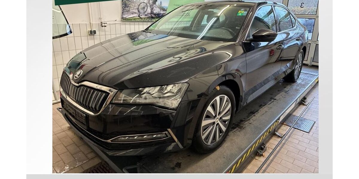 Skoda Superb 73.251 km 22.740 &euro; Köthen 06366