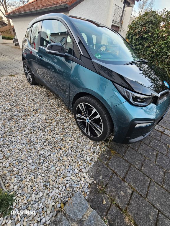 i3