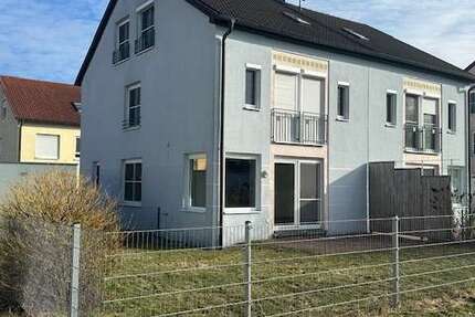 Haus Weiden - 6 Zimmer, 136 m&sup2;, 1.350&euro; | Angebot:25125420