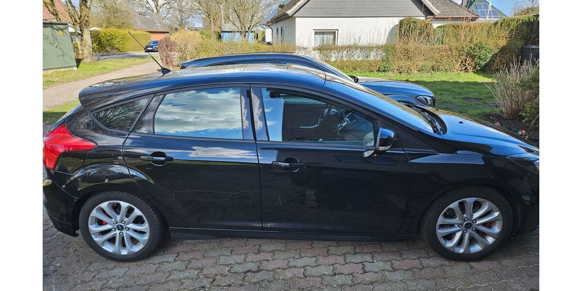 Ford Focus 86.580 km 14.300 &euro; Itzstedt 23845