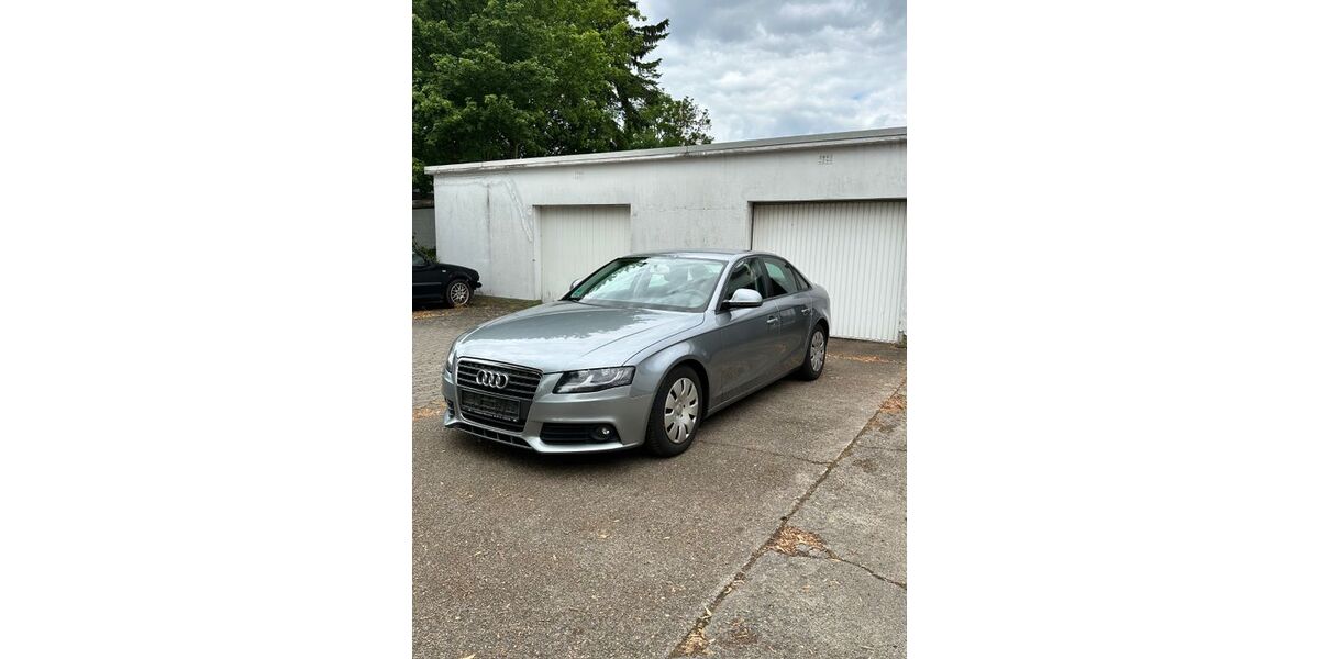 Audi A4 182.000 km 5.200 &euro; Braunschweig 38116